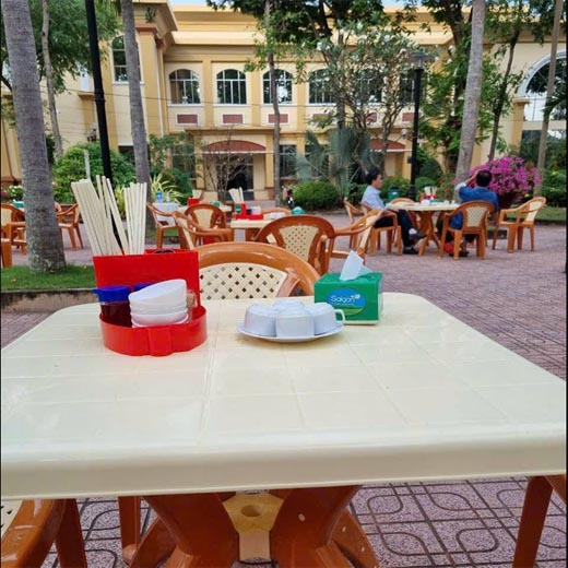 Điểm tâm, Cafe sáng và Cơm trưa